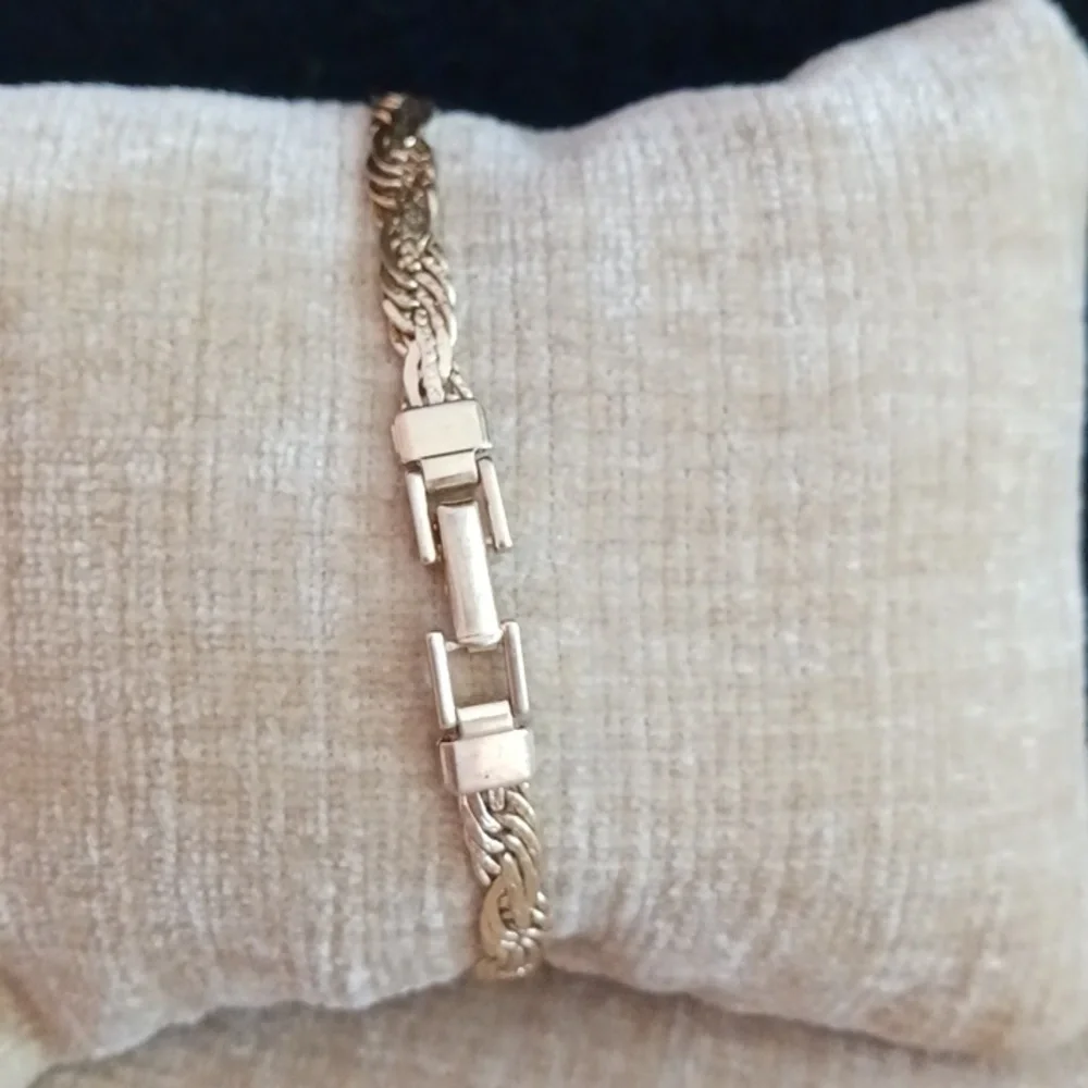 Multi Woven Gold Tone Bracelet - Picture 3 of 8